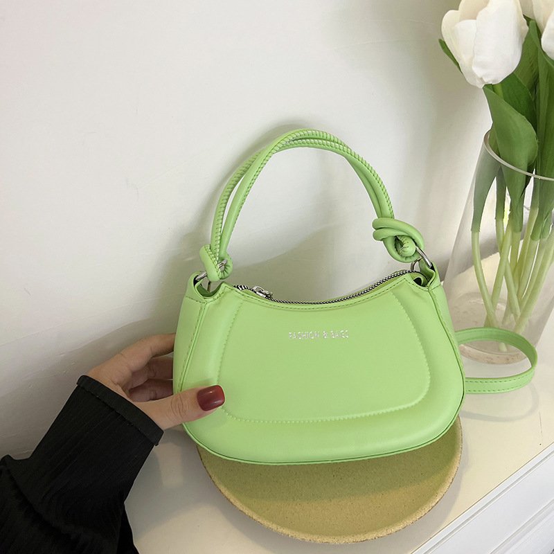 حقيبة نسائية صغيرة كروس بودي بتصميم عصري للصيف